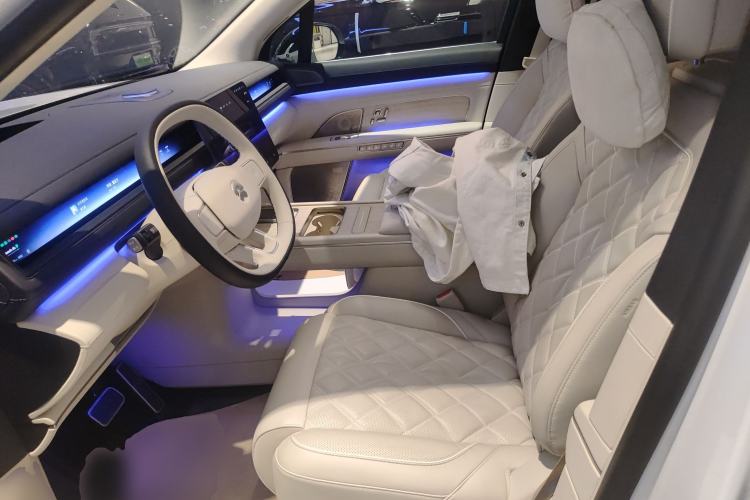 Used Nio ES8 2026 Model 6-seat Executive Luxury Edition Left Front Seat