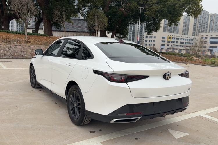 Used Changan Eado DD 2023 Blue Whale NE 1.5T GDI DCT Enjoy Edition
