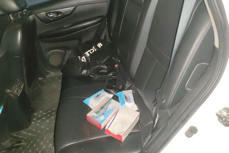 Used Porsche Macan 2018 Macan 2.0T Left Rear Seat