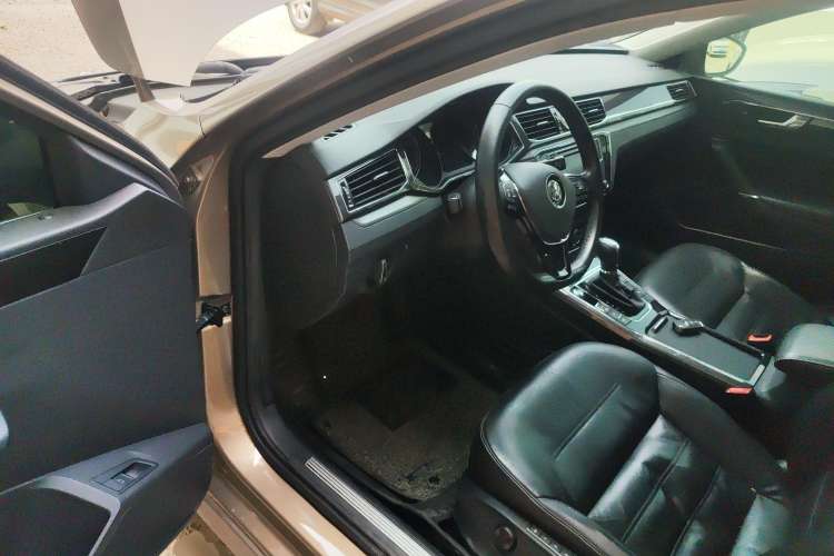 Used Volkswagen Passat 2016 330TSI DSG Prestige Edition
