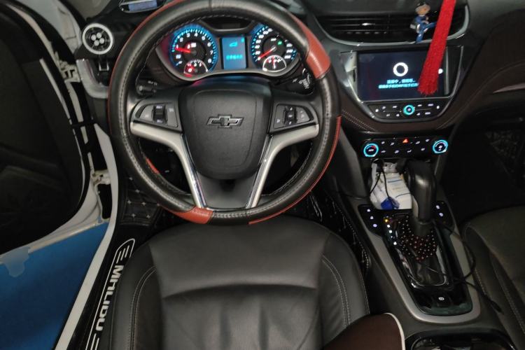 Used Chevrolet Malibu 2017 1.5T Automatic Luxury Edition Steering Wheel