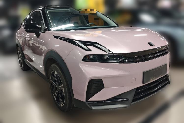 Used Lynk & Co 06 EM-P 2023 EM-P 126 Long-Range Halo Front Right 45 Deg