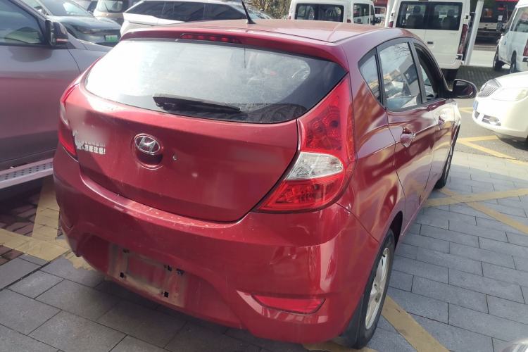 Used Hyundai Verna Ray 2016 1.4L Automatic Leading-Edge GLX Rear Right 45 Deg