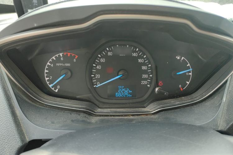 Used Ford Escort 2015 1.5L Manual Comfort Model
