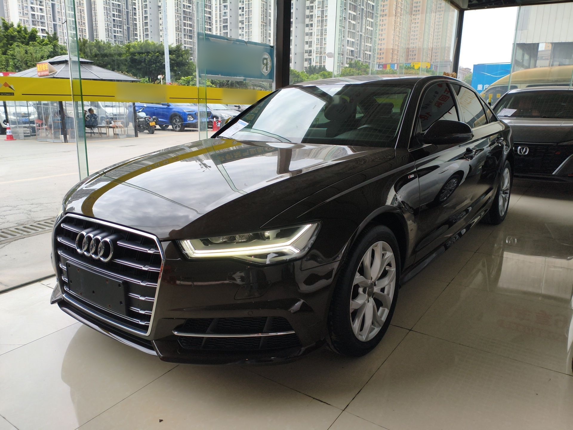 Parte inferior delantera