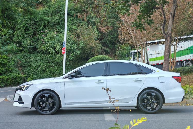 Used Roewe i6 MAX New Energy 2020 1.5T PHEV Sporty Cool Edition
