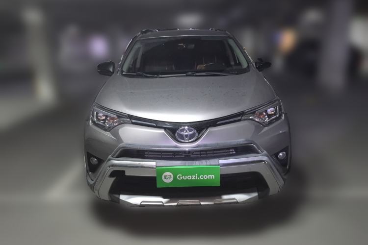 Used Toyota RAV4 2019 2.0L CVT Two-Wheel Drive Fashion X Limited Edition China VI Standard
