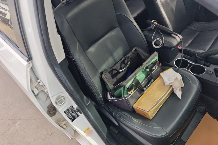 Used Toyota Corolla 2014 1.6L CVT GL-i Leather Edition Right Front Seat