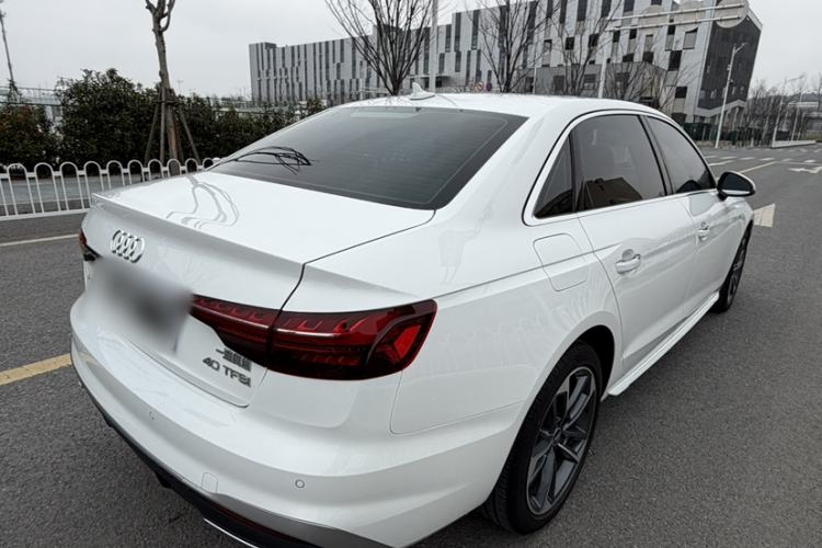 Used Audi A4L 2022 40 TFSI Fashion Dynamic Model
