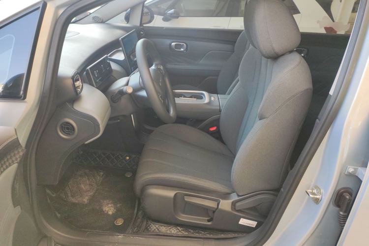 Used AION UT 2025 330 Starlight Edition
