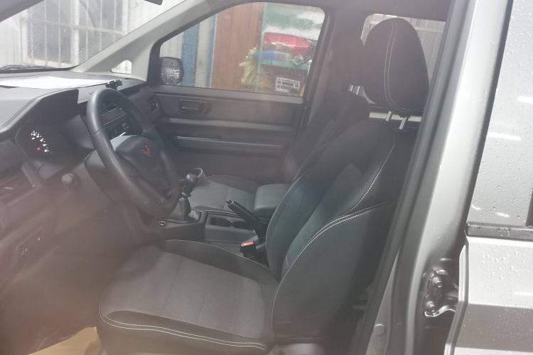 Used Wuling Hongguang PLUS 2020 1.5L Manual Standard Edition 7-Seater
