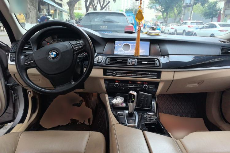 Used BMW 5 Series 2013 520Li Elegant Edition
