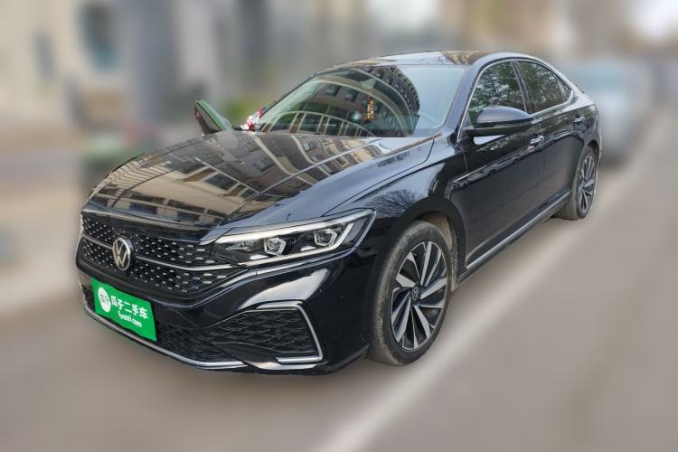 Used Volkswagen Passat 2022 330TSI Starry Luxury Edition