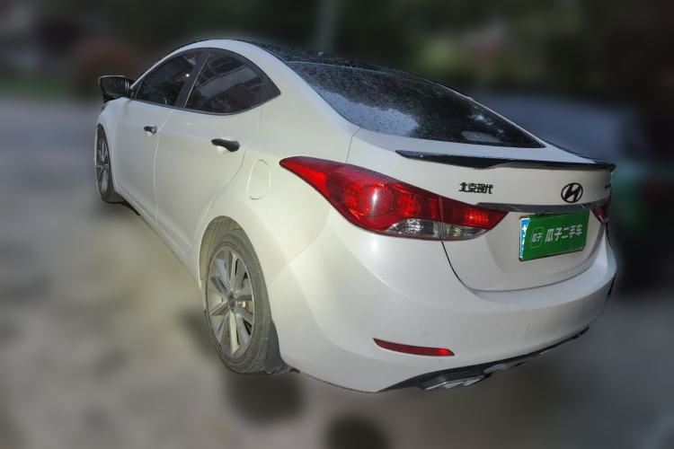Used Hyundai Elantra (5th Generation / Langdong) 2015 1.6L Automatic Leading Model Rear Left 45 Deg