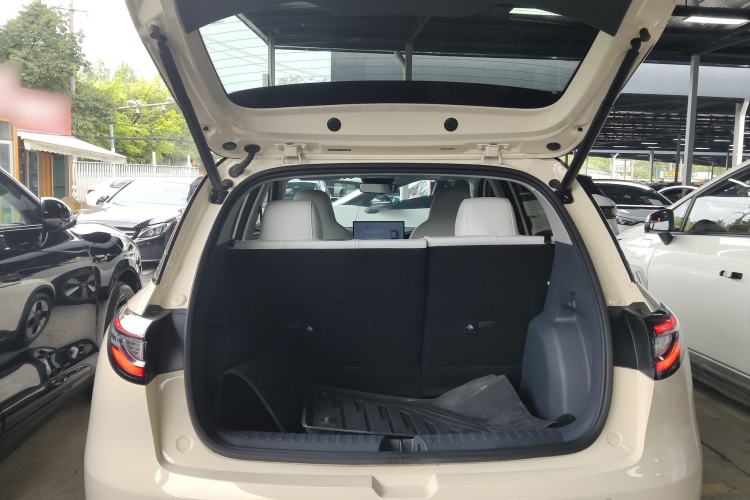 Used Geely Galaxy Geome 2025 UP 410km Exploration+ Edition Trunk