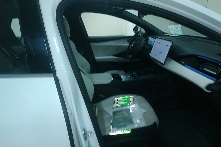 Used BYD Seal 06 New Energy 2024 DM-i 120KM Flagship Model