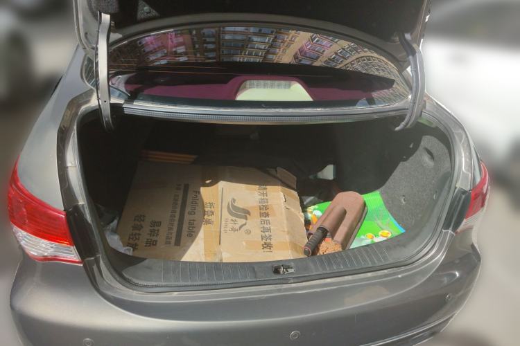 Used Nissan Sylphy 2009 1.6XL Automatic Luxury Sunroof Edition Trunk