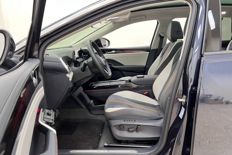 Used Volkswagen ID.6 CROZZ 2022 Long-Range PRO Edition