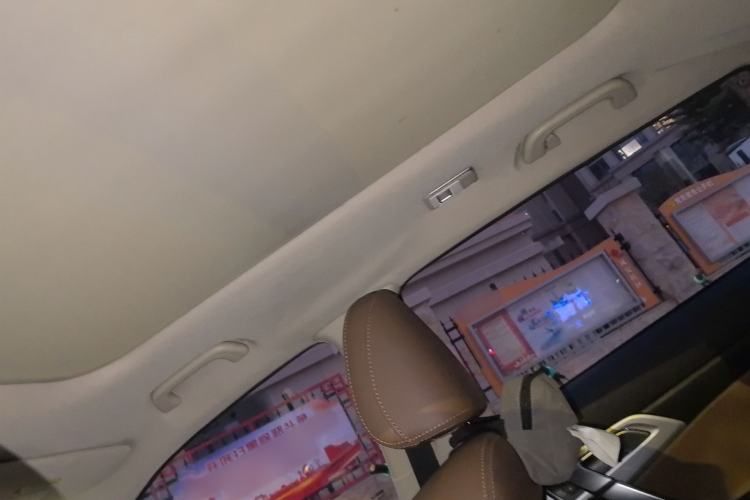 Used Geely Auto Emgrand X7 Sport 2016 1.8TD Automatic ZhiZun Version
