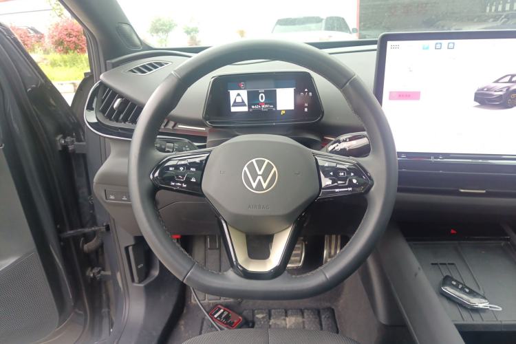 Used Volkswagen ID.UNYX 2024 Pro Long-Range Version Steering Wheel