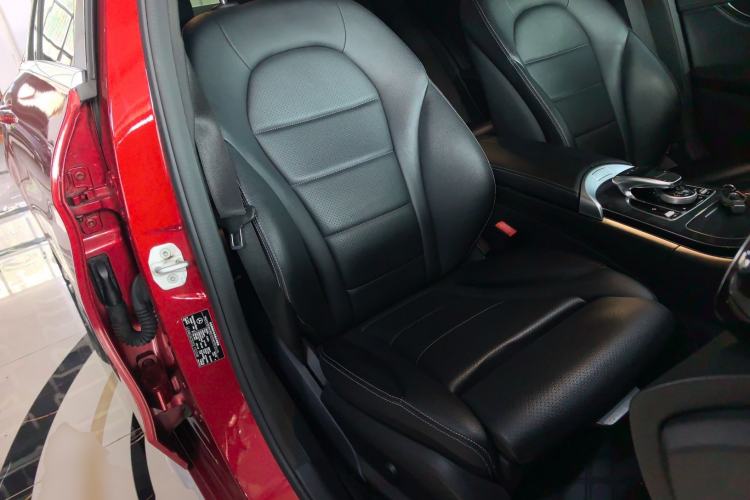 Used Mercedes-Benz C-Class 2015 Revised C 200 L Sport Edition Right Front Seat