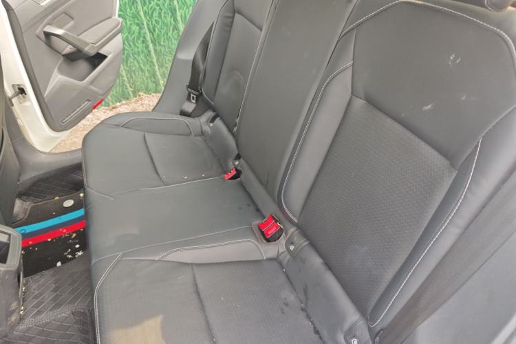 Used Volkswagen Lamando 2019 230TSI DSG Vision Edition China VI Standard Left Rear Seat