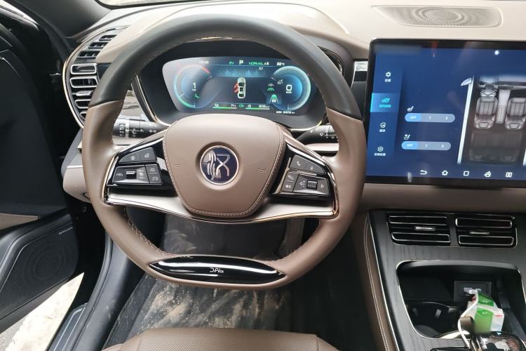 Used BYD Han 2023 DM-i Champion Edition 121KM Prestige Model