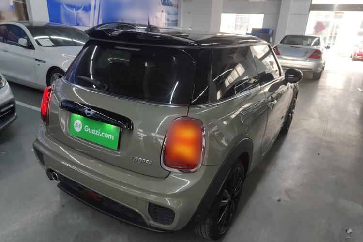Used MINI 2018 1.5T COOPER Racing Driver Rear Right 45 Deg