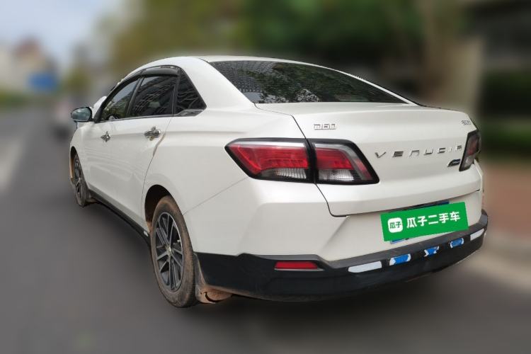 Used Venucia D60 2019 100 000 Honor 1.6L XL CVT Chenku Edition China VI Standard
