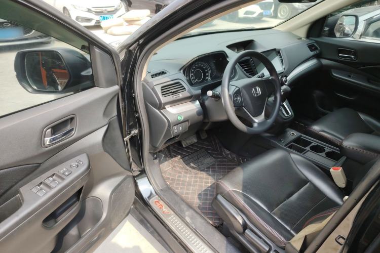 Used Honda CR-V 2016 2.0L Two-Wheel Drive Classic Edition