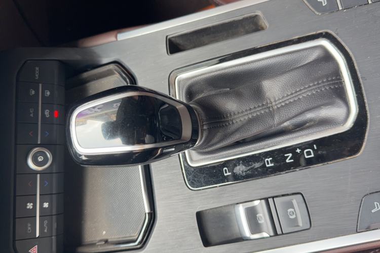 Used Wey VV5 2017 2.0T Flagship Edition
