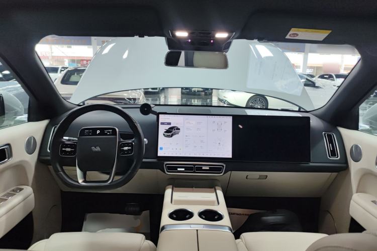 Used Li Auto L8 2023 Pro Model
