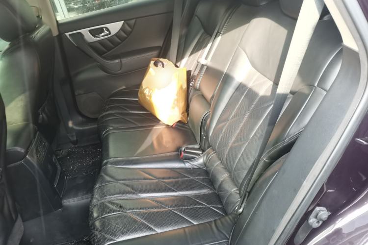 Used Infiniti FX 2011 FX35 Supreme Edition
