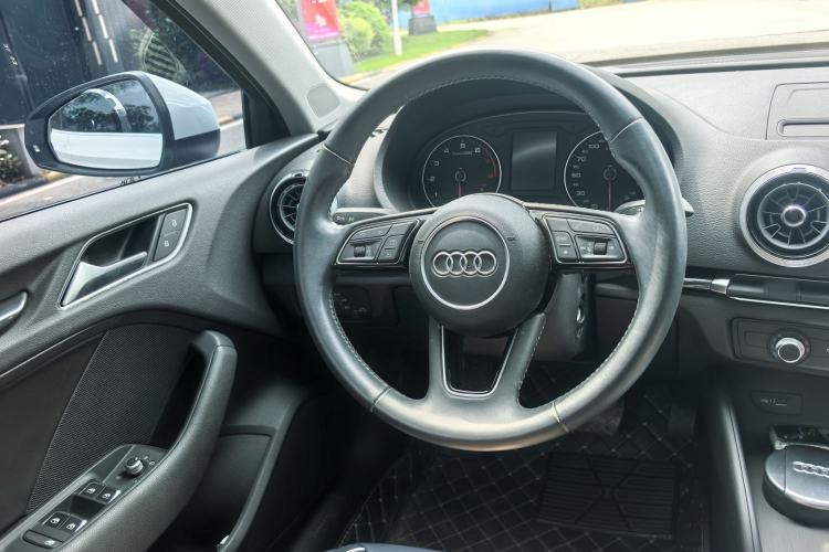 Used Audi A3 2018 30th Anniversary Edition Limousine 35 TFSI Fashion Model
