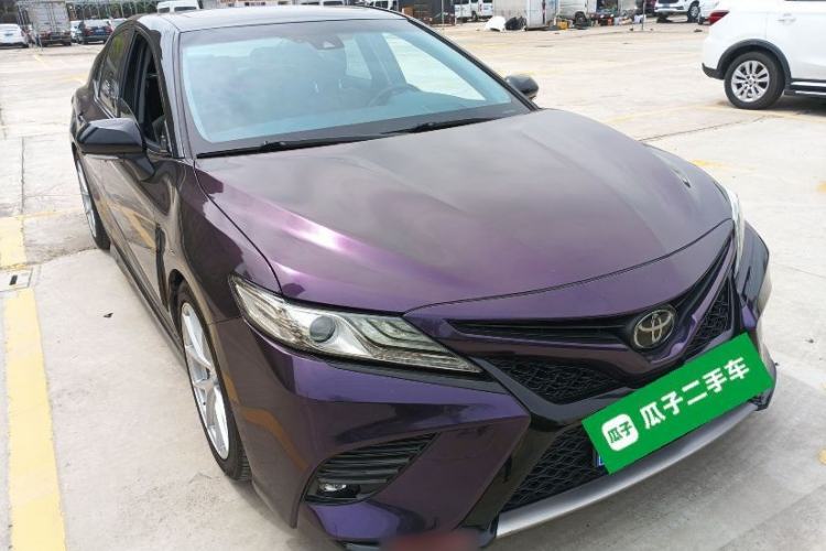Used Toyota Camry 2019 2.0S FENGSHANG Version China VI Standard Front Right 45 Deg