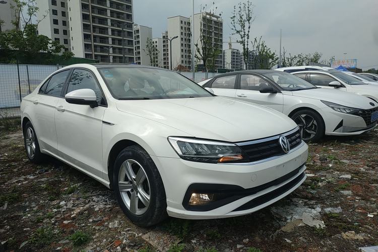 Used Volkswagen Lamando 2019 230TSI DSG Vision Edition China VI Standard Front Right 45 Deg