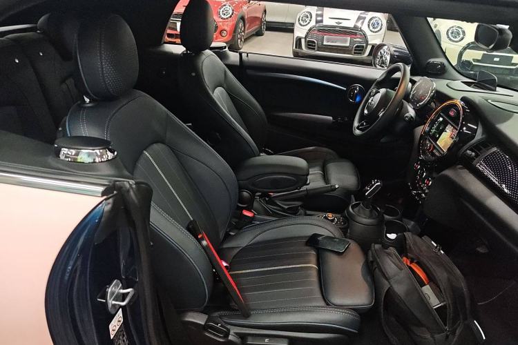 Used MINI MINI 2021 2.0T COOPER S CABRIO Sidewalk
