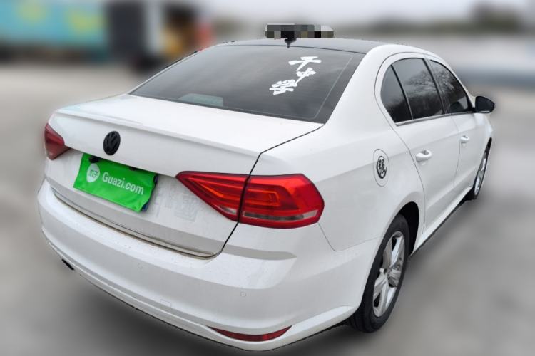 Used Volkswagen Lavida 2017 1.6L Manual Fashion Edition
