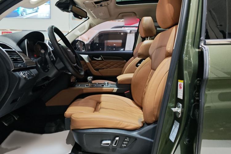 Used Haval H9 2020 2.0T Gasoline 4WD Premium Edition 5 Seats Interior 1