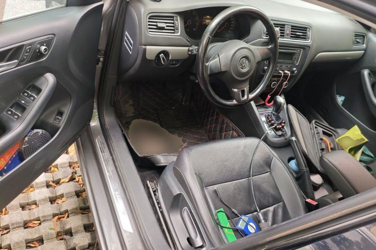 Used Volkswagen Sagitar 2014 Revised Version 1.6L Automatic Comfort Edition