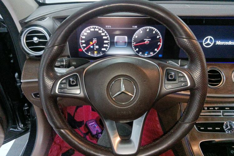 Used Mercedes-Benz E-Class 2018 Facelift E 300 L Luxury Edition