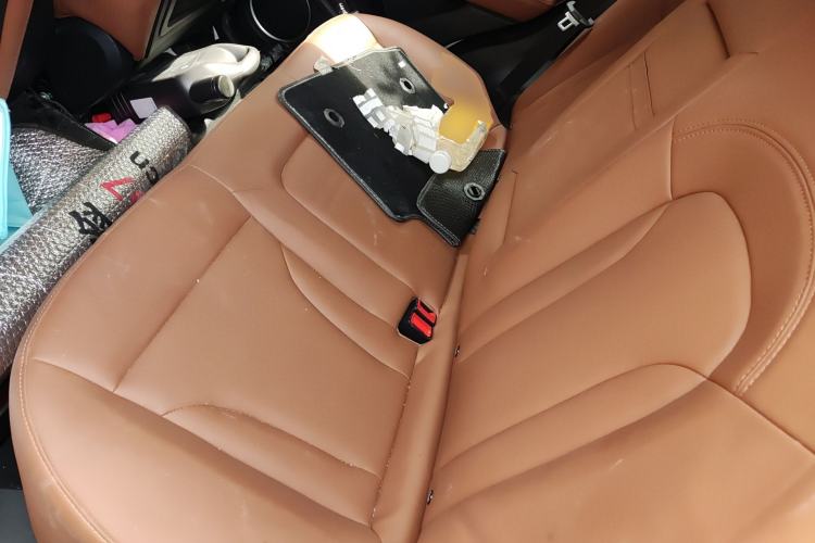 Used Haval H2 2016 Red-Label 1.5T Manual Two-Wheel Drive Luxury Model
