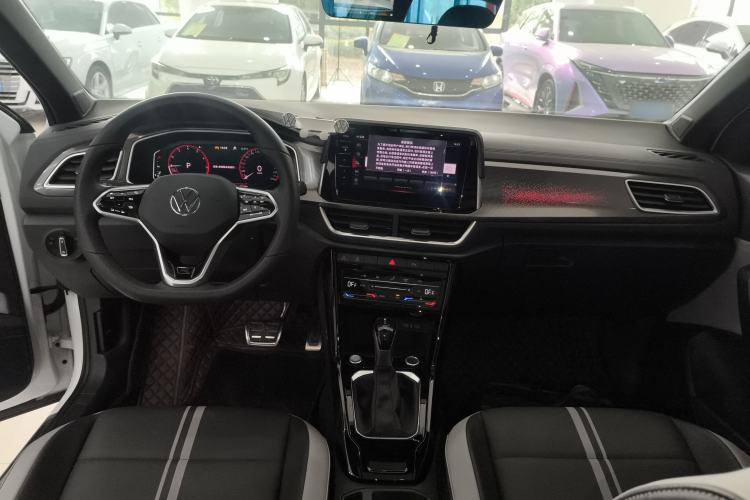 Used Volkswagen T-ROC 2023 300TSI DSG Two-Wheel-Drive Chen Guang Edition