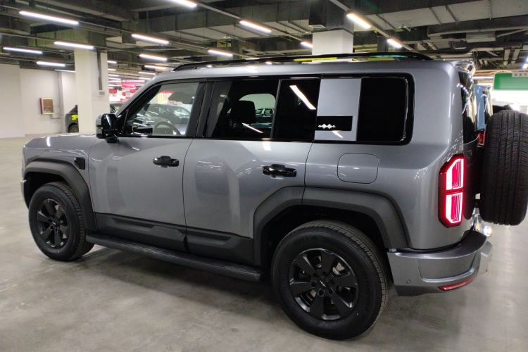 Used Formula Leopard Leopard 5 2025 Model 210KM Cloud Ride Tian Shen Ultra Version