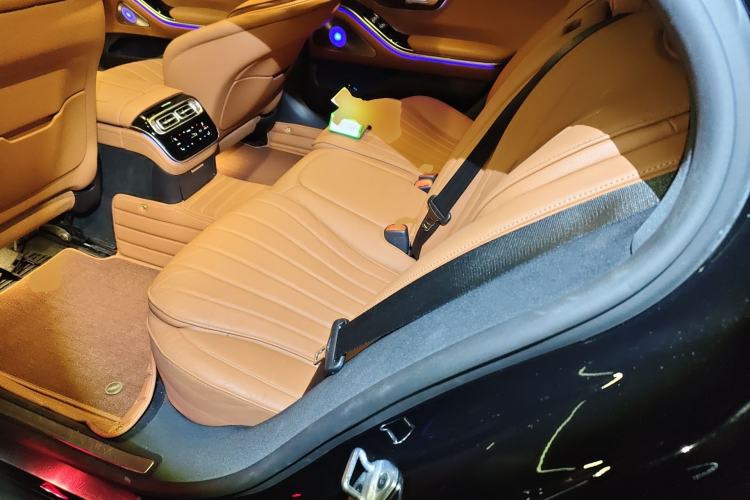 Used Mercedes-Benz S-Class 2023 S 400 L Business Model Left Rear Seat