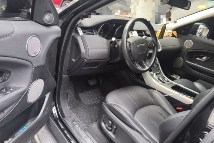 Used Land Rover Range Rover Evoque 2018 240 PS SE Smart Brilliance Edition
