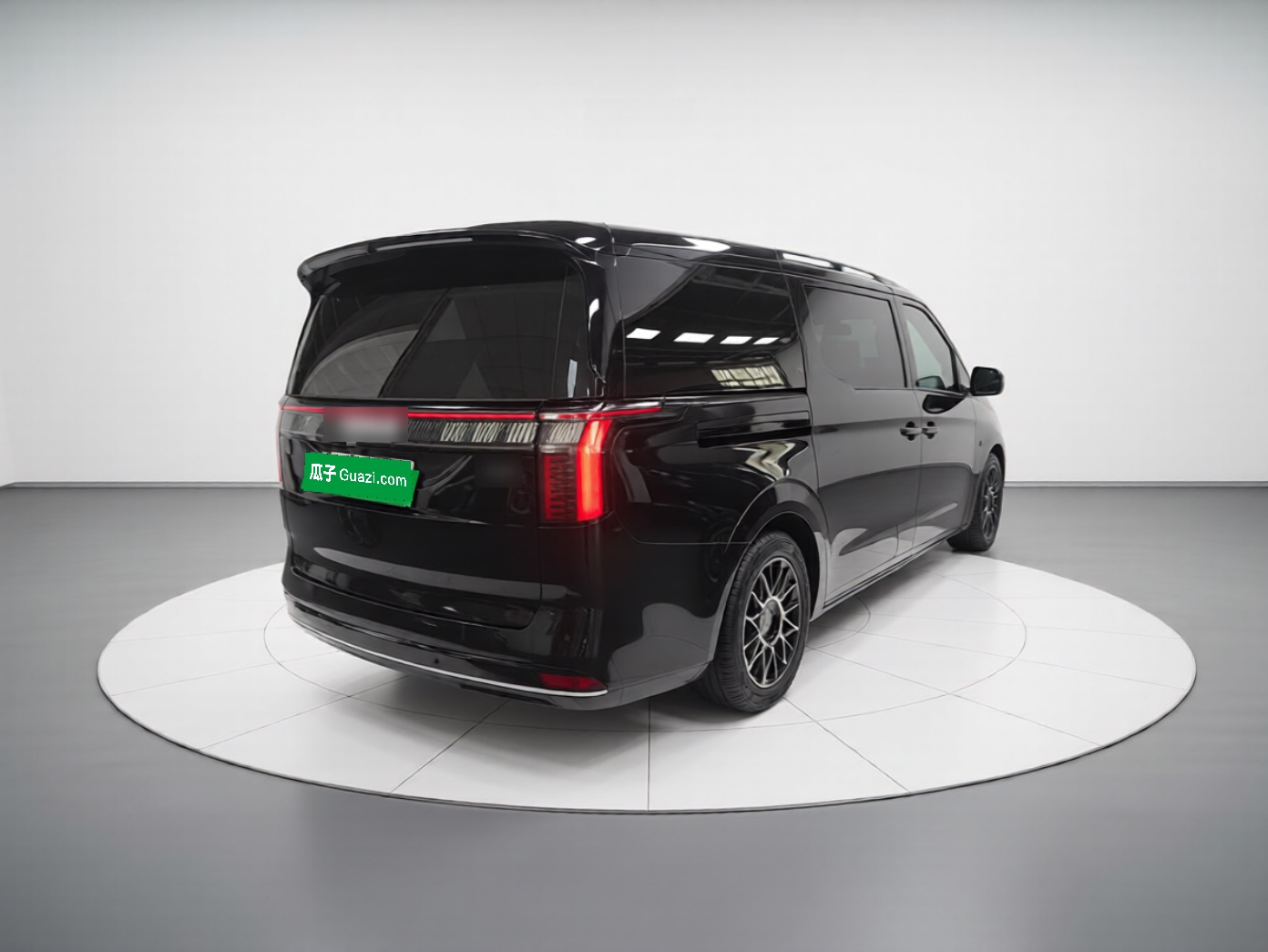Zeekr 009 2024 7-Seater Aisle Version 108 kWh — снимка 5