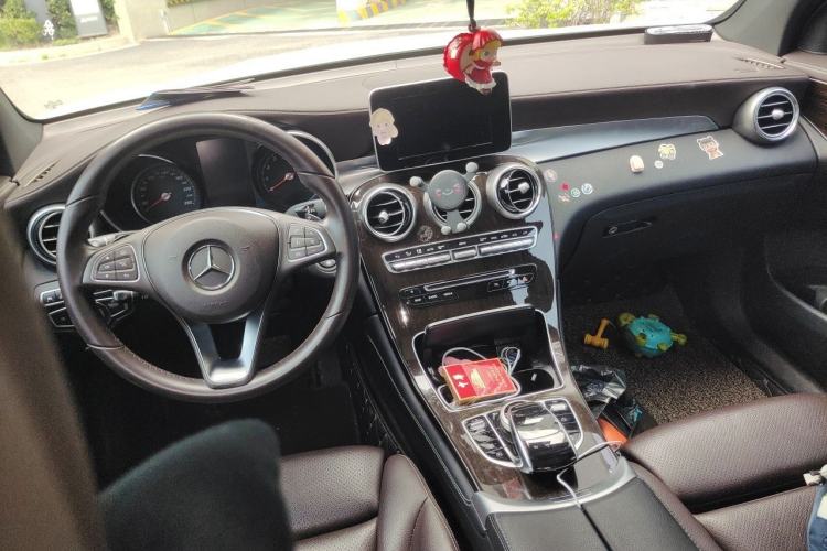 Used Mercedes-Benz GLC 2017 GLC 260 4MATIC Luxury Model
