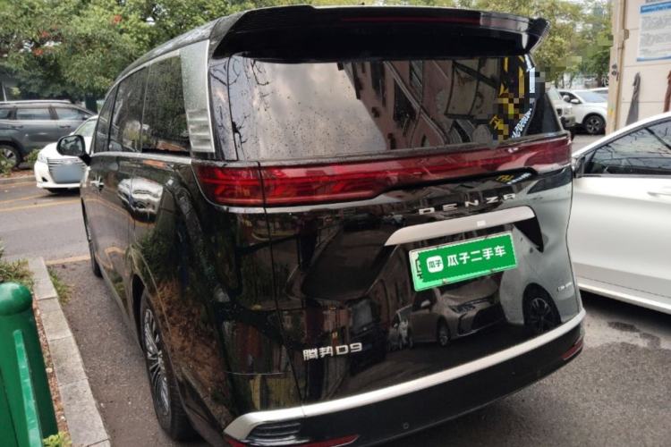 Used Denza D9 2024 DM-i 980 Four-Wheel Drive Prestige Model
