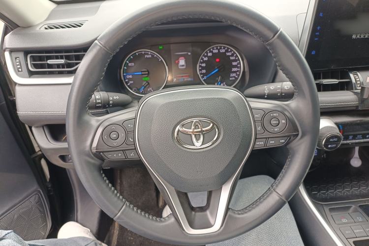 Used Toyota Wildlander 2022 Dual-Engine 2.5L E-CVT Two-Wheel Drive Luxury PLUS Edition